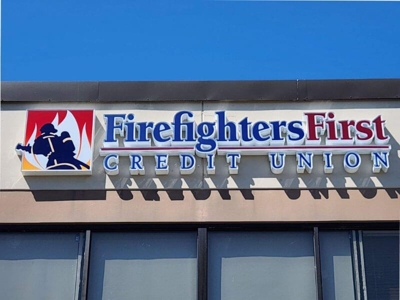Channel Letters & Sign Cabinets Photo
